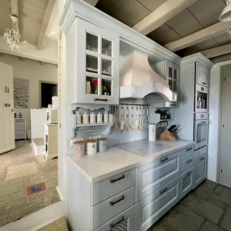 Villa Helios On Golden Hriszí Aktí