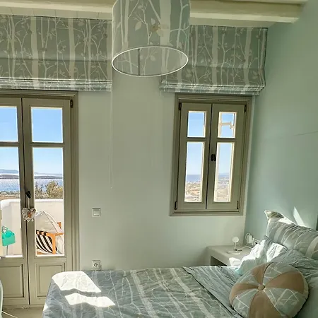 Villa Helios On Golden Chrisi Akti (Paros)