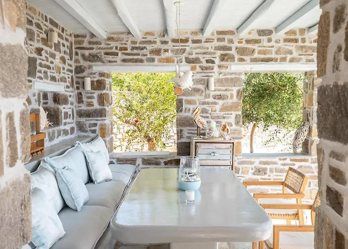 Helíos On Golden * Chrisi Akti (Paros)